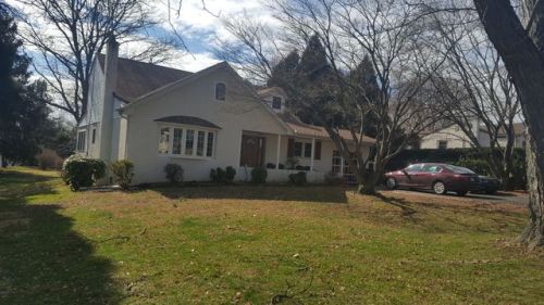 42 Charlotte Ave, Southampton, PA 18966-3242