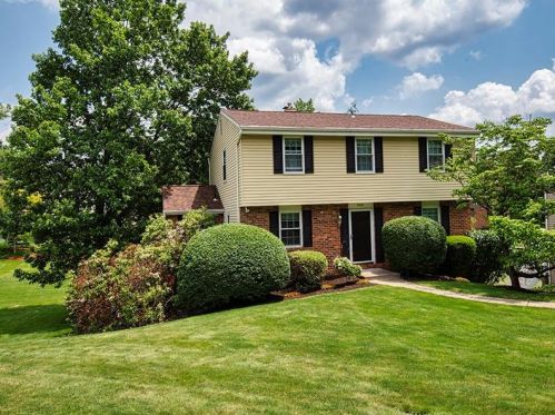 5088 Meadowridge Ln, Gibsonia, PA 15044-8234