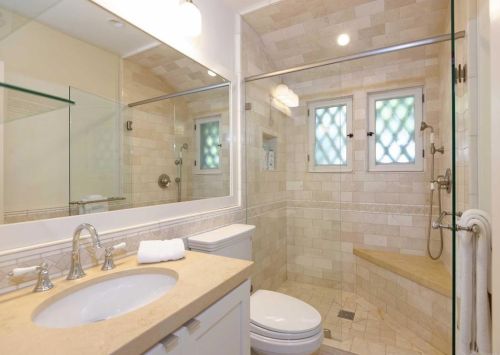 2900 Nichols St, San Diego CA 92106-3426 exterior