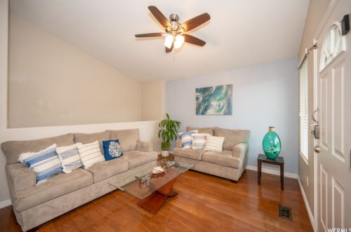 6933 Oquirrh Ridge Rd, Taylorsville, UT 84081-8128