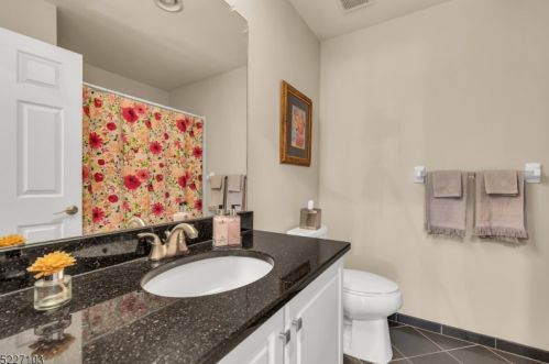 16 Greenwich Ct, Mount Olive NJ  07828-2452 exterior