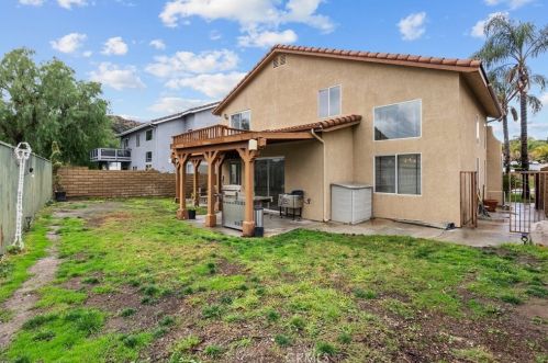 30508 Park Vista Dr, Santa Clarita CA  91384-3795 exterior