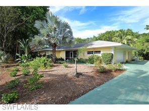 1405 Jamaica Dr, Sanibel, FL 33957-2609