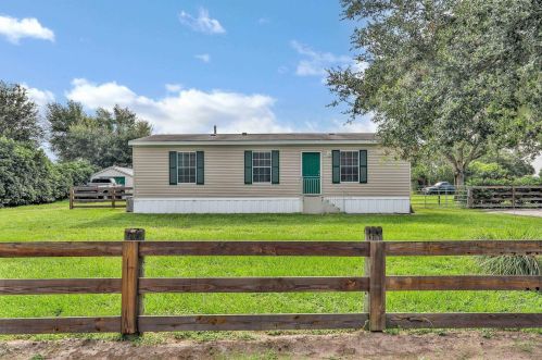 6750 Moore Ave, Arcadia, FL 34266-4764
