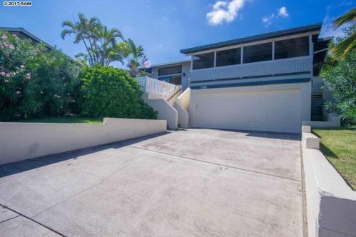 1133 Onaha St, Wailuku, HI 96793-2714