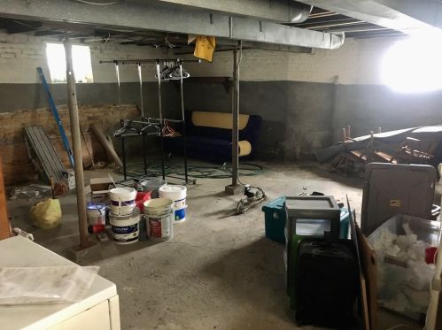 2337 Oakland Ave, Milwaukee WI 53211-4323 exterior