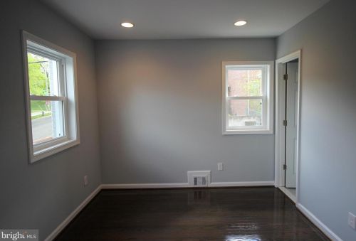 59 Crittenden St, Washington DC  20011-6719 exterior