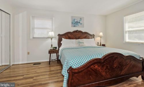 1311 Cold Harbor Ct, Herndon VA 20170-2018 exterior