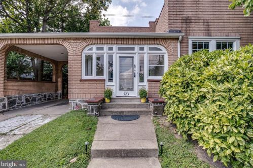 523 Tatnall Ave, Manor, PA 19036-2425