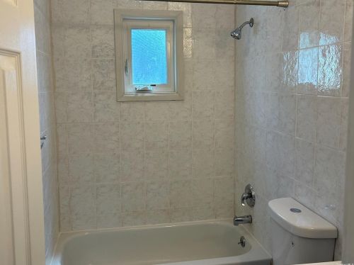 621 Wellwood Ave, North Lindenhurst NY  11757-2040 exterior