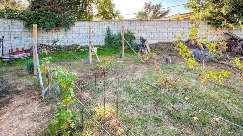 8748 Los Coches Rd, Lakeside CA  92040-5151 exterior