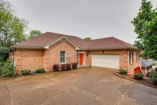 370 Saint Andrews Dr, Franklin, TN 37069-7091