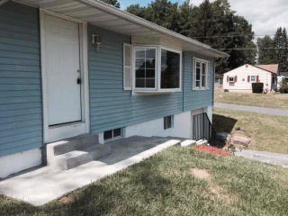 12 Bruce St, Newburgh, NY 12550-6602