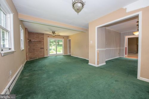 3312 Summit Ave, Downingtown PA  19335-2092 exterior