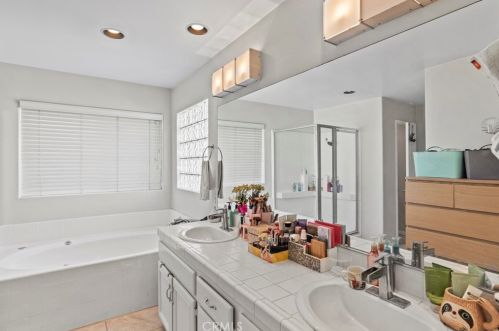 1813 Huntington St, Huntington Beach CA  92648-3131 exterior