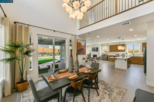 3230 Cortina Dr, West Pittsburg, CA 94565