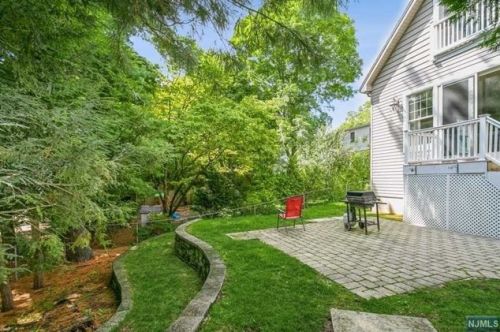 35 Boulevard, Westwood NJ  07675-2042 exterior