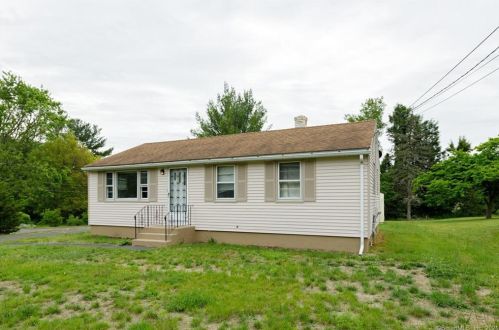 205 Sand Hill Rd, Middletown, CT 06457-4532