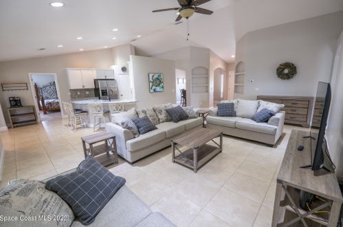 4969 Hamlin Cir, Mims FL  32754-5777 exterior