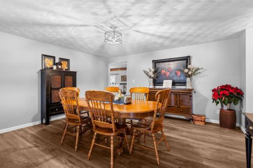 608 Alta Ave, Englewood OH  45322-1803 exterior