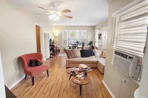 1388 Verdugo Rd, Glendale CA  91205-0028 exterior