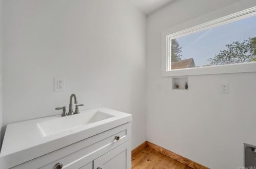 81 Union St, Montgomery NY  12549-1324 exterior