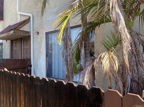 711 Acacia Ave, Glendale, CA 91205-3021