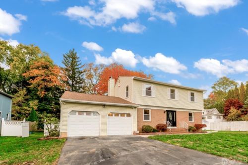 7 Gordon Ave, East Brunswick, NJ 08816-4202
