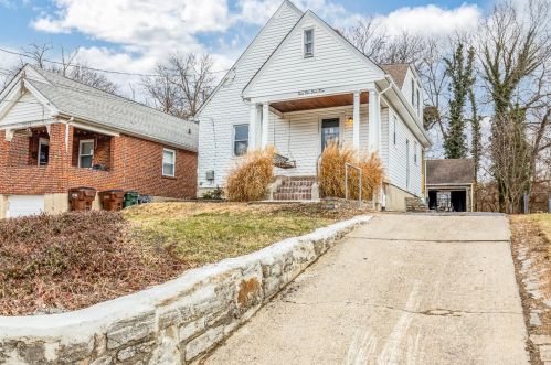 6262 Hammel Ave, Cincinnati, OH 45237-4904