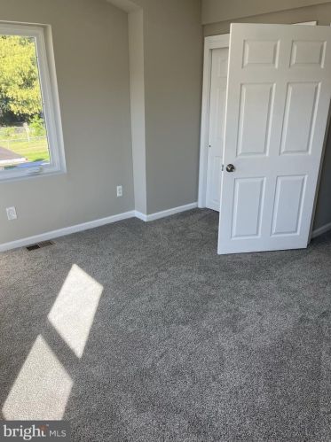 535 Chestnut St, Pottstown PA 19464-5619 exterior