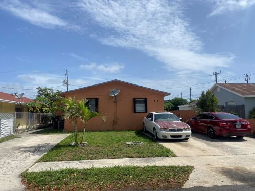 417 Macy St, West Palm Beach, FL 33405-4443