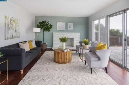 1175 Mcdonald Dr, Pinole CA  94564-2501 exterior