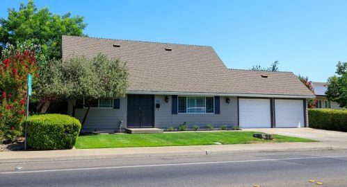 1805 Orangeburg Ave, Modesto, CA 95355-3239
