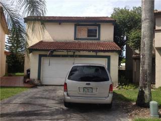 1076 134th Ct, Miami, FL 33184-1897
