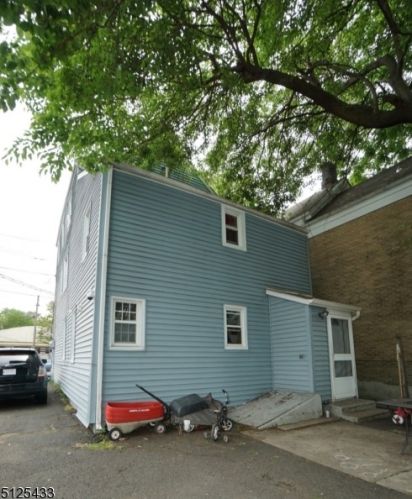 751 Grand Ave, Rahway NJ 07065-5705 exterior