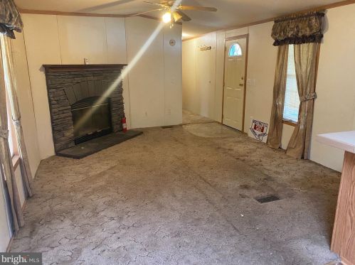 655 Lilac Dr, Smithville PA  17560-9686 exterior