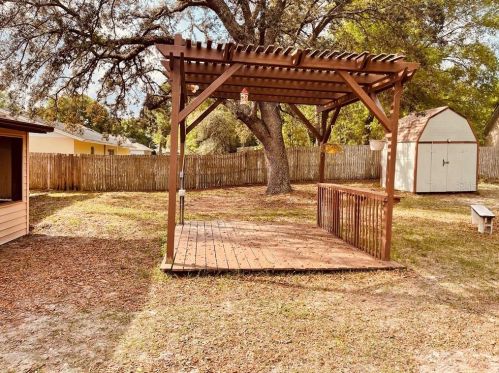 581 Blue Springs Ct, Orange City FL  32763-6444 exterior