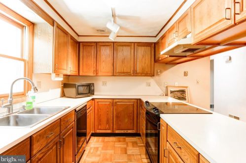 3 Annette Dr, West Enola PA  17025-1802 exterior