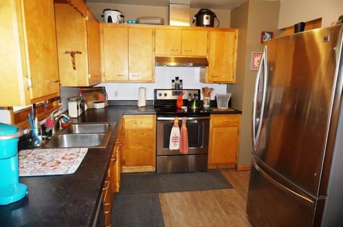 780 Newton St, Hammond, WI 54002-9307