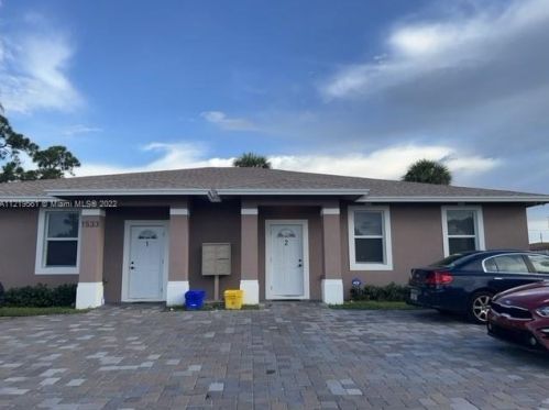 1533 26th Ct, West Palm Beach, FL 33404-4078