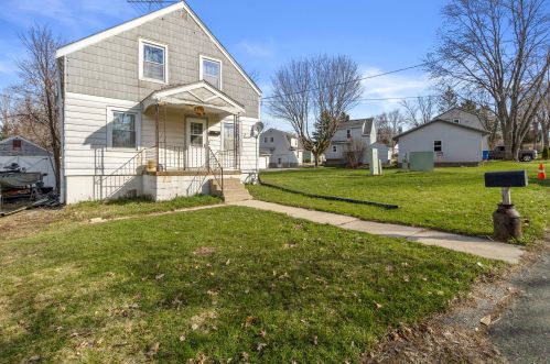 206 Ann St, Watertown, WI 53094-5303
