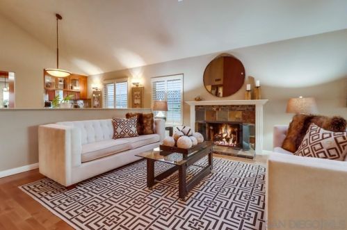 10370 Viacha Dr, San Diego CA  92124-3411 exterior