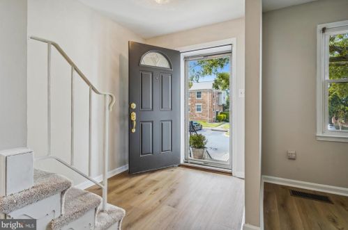 7805 Stovall Ct, Lorton, VA 22079-4343