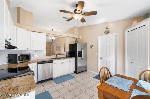 6220 Baker Cir, Cocoa FL  32927-3322 exterior