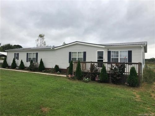 1418 Spring Meadow Dr, Woodleaf, NC 27054-9396