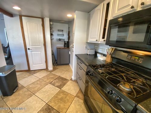 6075 Popies Way, Mcguireville AZ  86335 exterior