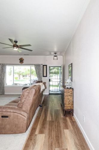 3387 Four Seasons Dr, Turlock CA  95382-9713 exterior