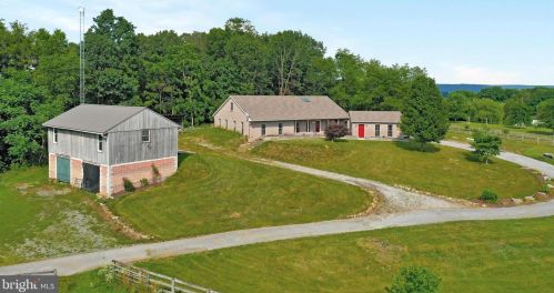 9478 Fort Stouffer Rd, Upton PA  17225-9780 exterior