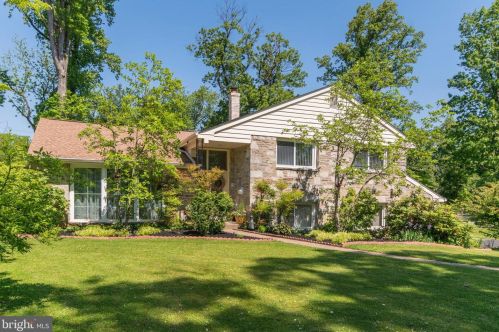 7700 Lycoming Ave, Melrose Park, PA 19027-3519