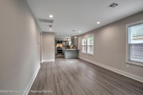 91 Bank St, Tinton Falls NJ  07701-1306 exterior